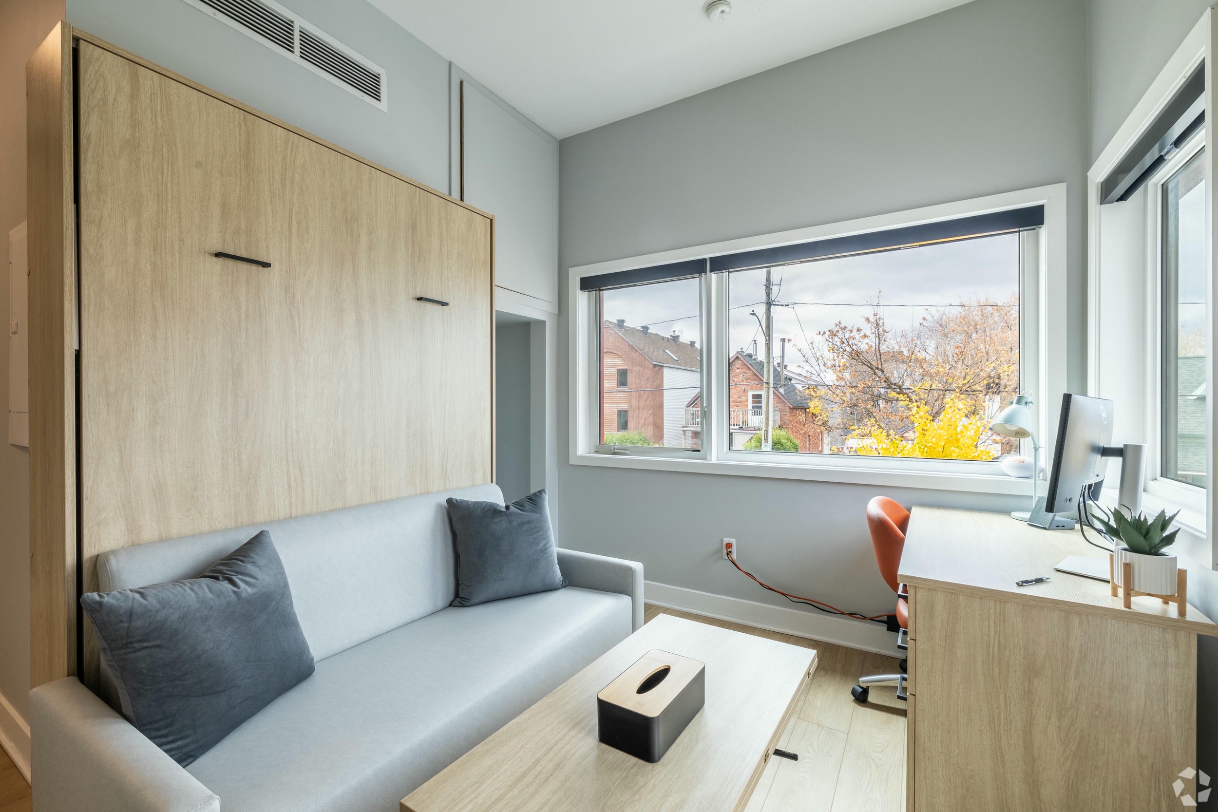 Sandy Hill vs. ByWard Market: Which Ottawa Neighbourhood Is Right for You?